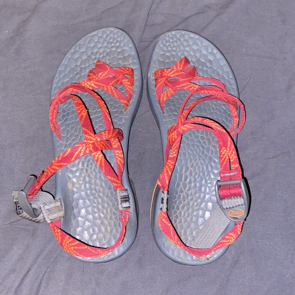 Women’s chaco shoes